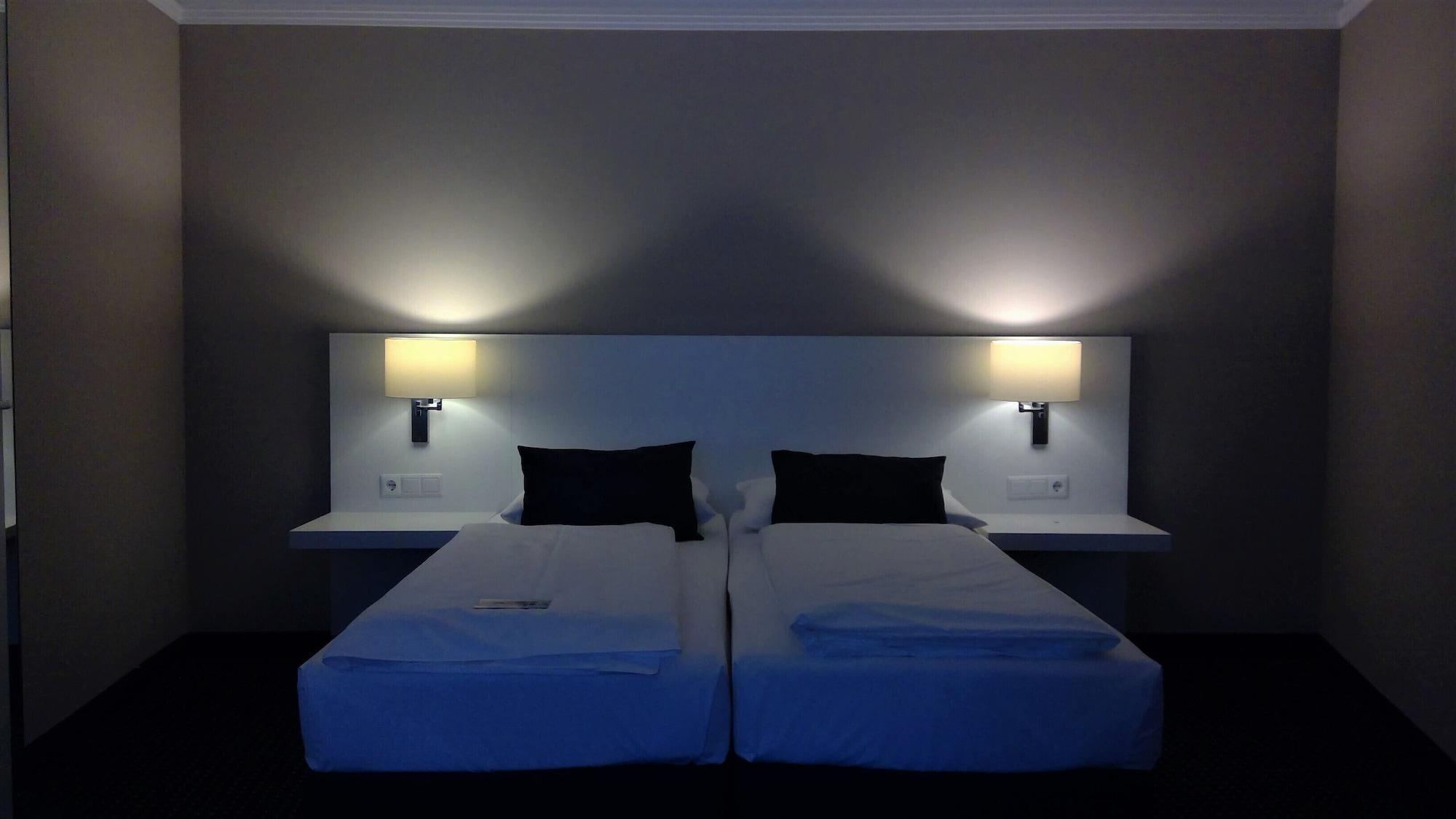 Relexa Waldhotel Schatten Stuttgart Kültér fotó