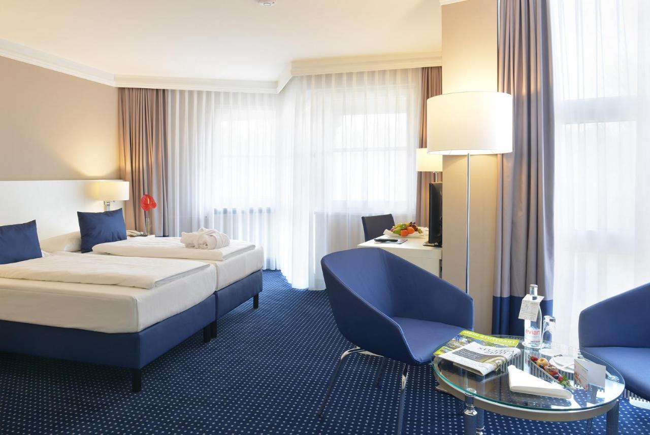 Relexa Waldhotel Schatten Stuttgart Kültér fotó